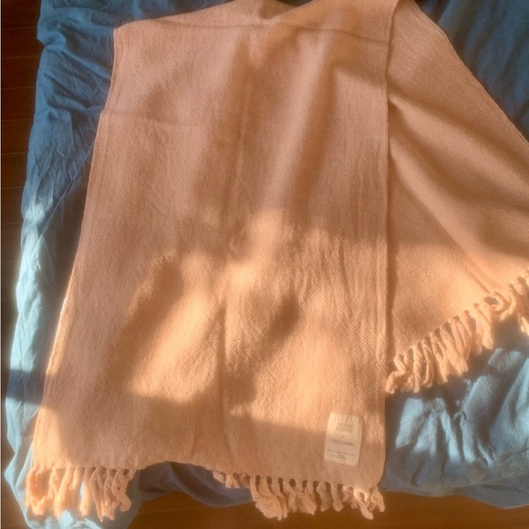 Chunky wool scarf! Handwoven and fair trade. - Picture 5 of 11